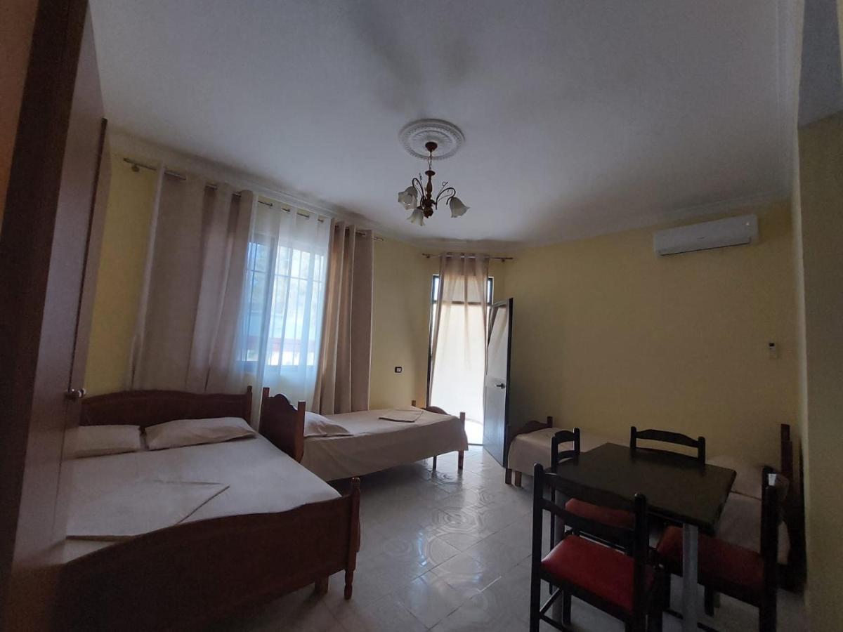 Vila Flamuri Golem (Tirana) Exterior foto